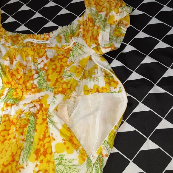 Diane von Furstenberge  yellow, green and white floral  dress, size 8 - Picture 10 of 14